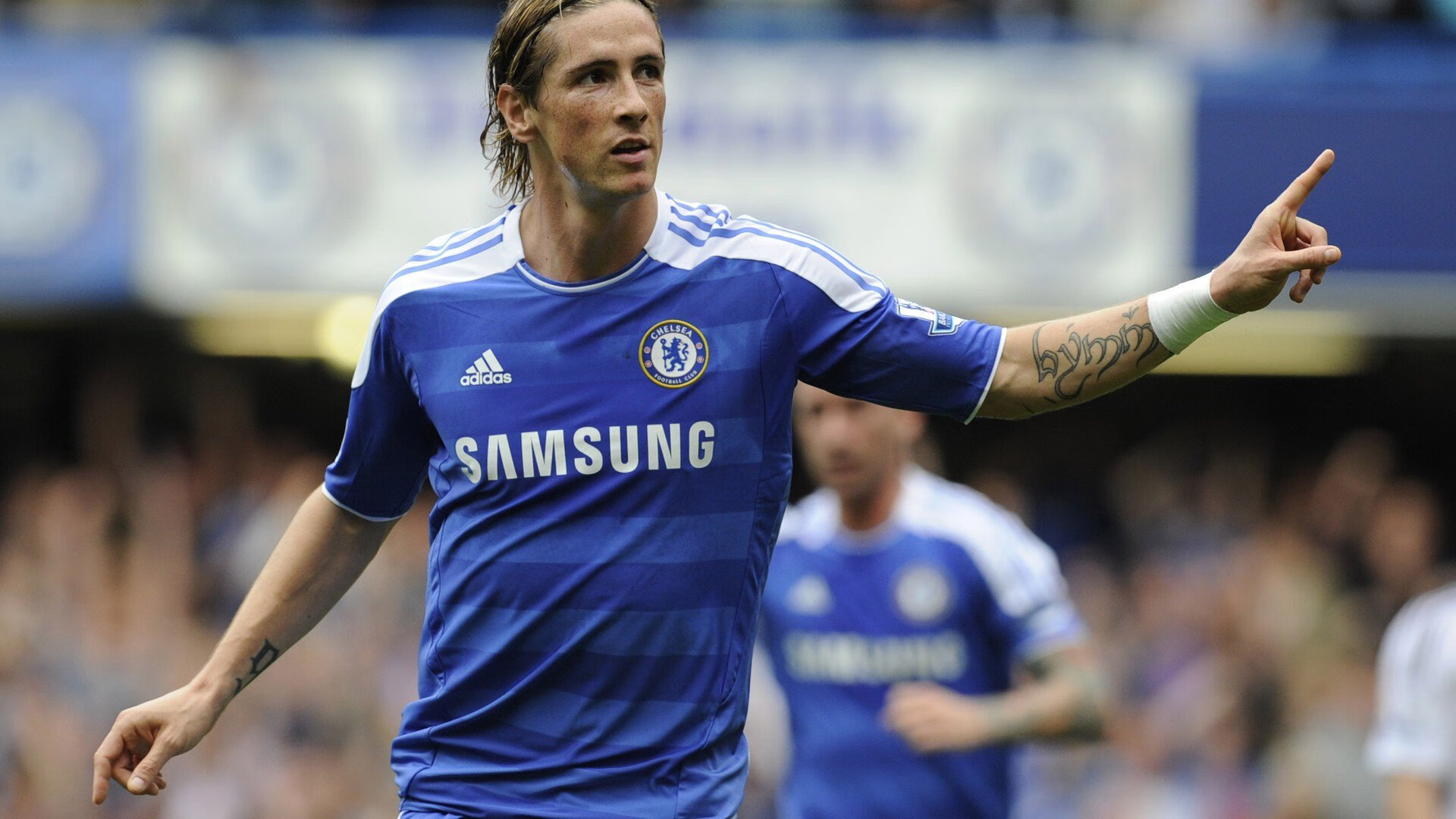 墙外观众席开启，远程球迷互动成新趋势